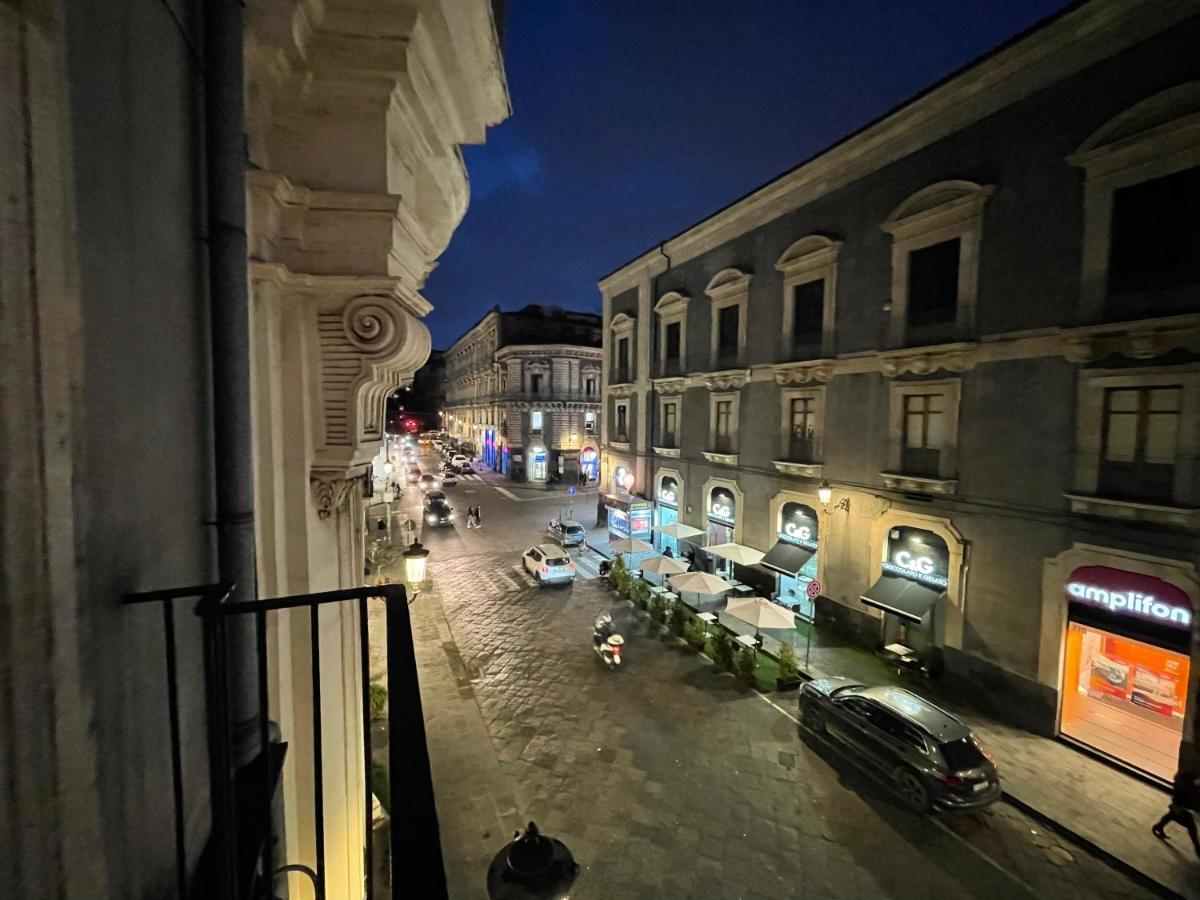 Casa Vacanze Il Duomo Κατάνια Εξωτερικό φωτογραφία